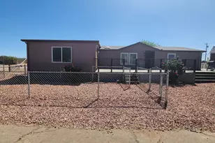 21533 W Laura St, Wittmann, AZ 85361 - Photo 2