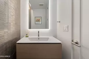 1341 E Pomelo Grove Ln, Phoenix, AZ 85014 - Photo 16
