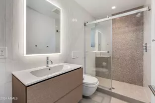 1341 E Pomelo Grove Ln, Phoenix, AZ 85014 - Photo 14