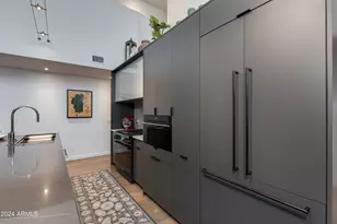 1341 E Pomelo Grove Ln, Phoenix, AZ 85014 - Photo 4