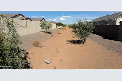 15233 W Gray Fox Trail, Surprise, AZ 85387 - Photo 38