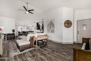 551 E Sherri Dr, Gilbert, AZ 85296 - Photo 8