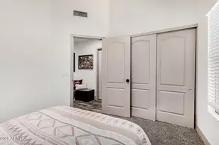 551 E Sherri Dr, Gilbert, AZ 85296 - Photo 22