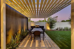 1341 E Pomelo Grove Ln, Phoenix, AZ 85014 - Photo 16