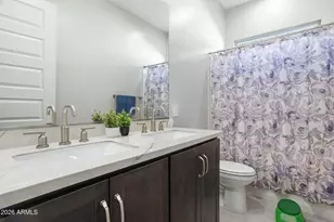 10305 W Deanna Dr, Peoria, AZ 85382 - Photo 20