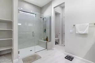 10305 W Deanna Dr, Peoria, AZ 85382 - Photo 26