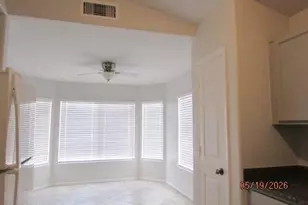 5763 W Freeway Ln, Glendale, AZ 85302 - Photo 4