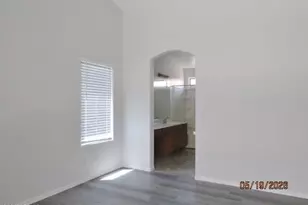 5763 W Freeway Ln, Glendale, AZ 85302 - Photo 14