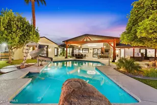 9026 N 67th St, Paradise Valley, AZ 85253 - Photo 1