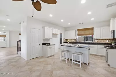 21061 W Glen Street, Buckeye, AZ 85396 - Photo 14