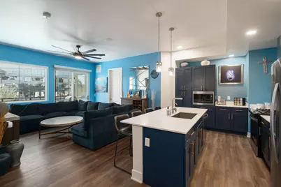 3131 N Central Avenue #Unit 4011, Phoenix, AZ 85012 - Photo 2