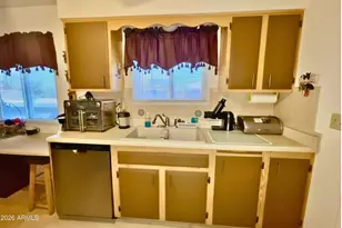 10211 W Deanne Dr, Sun City, AZ 85351 - Photo 8