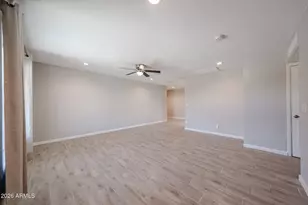 4610 N 48th Dr, Phoenix, AZ 85031 - Photo 22