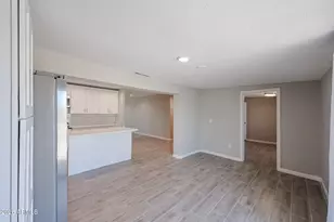4610 N 48th Dr, Phoenix, AZ 85031 - Photo 18
