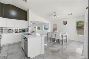 806 S 113th Ave, Avondale, AZ 85323 - Photo 14