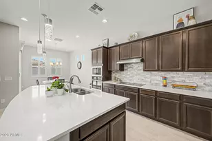 41785 W Cielo Ln, Maricopa, AZ 85138 - Photo 14