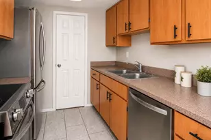 600 S Dobson Road S, Mesa, AZ 85202 - Photo 4