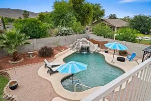 2011 W Branham Ln, Phoenix, AZ 85041 - Photo 1