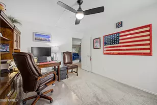 1821 E Patrick Ln, Phoenix, AZ 85024 - Photo 28