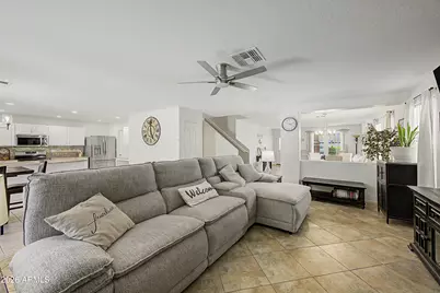 1821 E Patrick Lane, Phoenix, AZ 85024 - Photo 18