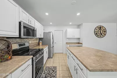 1821 E Patrick Lane, Phoenix, AZ 85024 - Photo 20