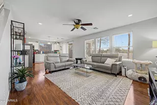 1070 E Lowell Ct, Gilbert, AZ 85295 - Photo 2