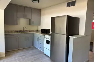 19060 E Palm Ln, Black Canyon City, AZ 85324 - Photo 4