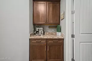 935 W Grand Canyon Dr, Chandler, AZ 85248 - Photo 10