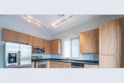 615 E Portland Street #Unit 125, Phoenix, AZ 85004 - Photo 22