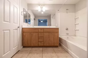 615 E Portland St, Phoenix, AZ 85004 - Photo 2