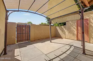948 S Alma School Rd, Mesa, AZ 85210 - Photo 30