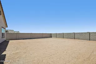 36846 W Nina St, Maricopa, AZ 85138 - Photo 18