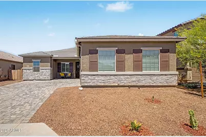 2334 N 195th Drive, Buckeye, AZ 85396 - Photo 2
