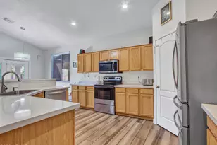 9223 W Salter Dr, Peoria, AZ 85382 - Photo 10