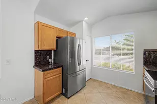 24612 N 38th Ave, Glendale, AZ 85310 - Photo 14