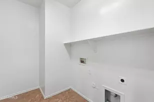 7425 W Crown King Rd, Phoenix, AZ 85043 - Photo 24