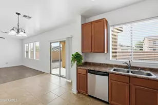 7425 W Crown King Rd, Phoenix, AZ 85043 - Photo 16