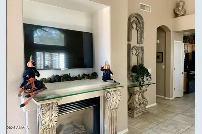 20404 N 70th Drive, Glendale, AZ 85308 - Photo 2