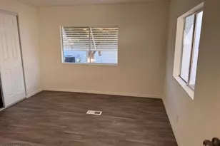 205 W Bell Rd, Phoenix, AZ 85023 - Photo 12