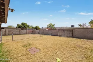 221 W Winston Dr, Phoenix, AZ 85041 - Photo 20