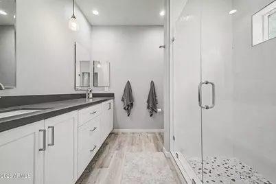615 W Harwell Road, Phoenix, AZ 85041 - Photo 14