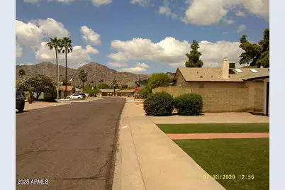 4606 E Cheyenne Drive, Phoenix, AZ 85044 - Photo 2