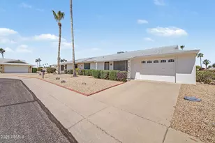 18048 N Desert Glen Dr, Sun City West, AZ 85375 - Photo 2