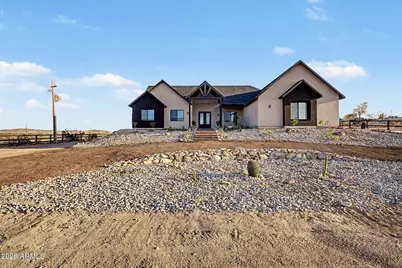 15606 S Tuthill Road S, Buckeye, AZ 85326 - Photo 4