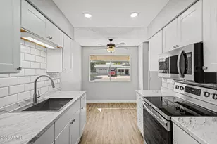 10127 N 95th Dr, Peoria, AZ 85345 - Photo 10