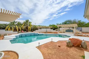7811 E Charter Oak Rd, Scottsdale, AZ 85260 - Photo 10