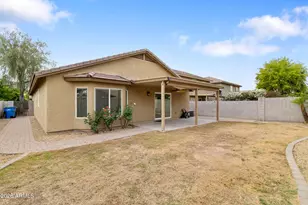 2726 W Chanute Pass, Phoenix, AZ 85041 - Photo 20