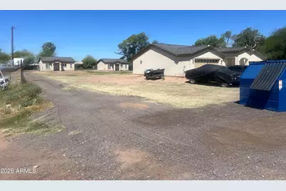 6428 S 122nd Avenue, Tolleson, AZ 85353 - Photo 2