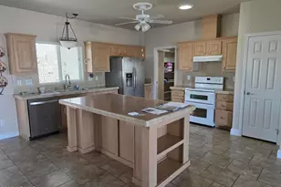 228 S 72nd Cir, Mesa, AZ 85208 - Photo 6