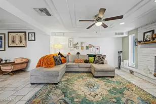 3028 W Laurel Ln, Phoenix, AZ 85029 - Photo 10